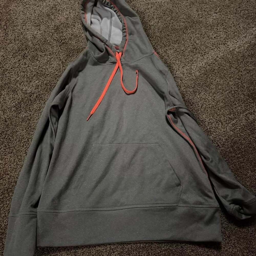 Danskin Now Pullover Hoodie Size M (8-10) Gray Coral